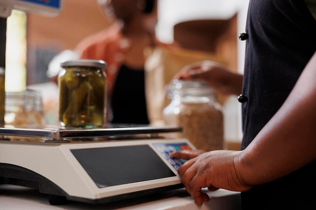 Optimizing Food Production with Precision Weighing Solutions